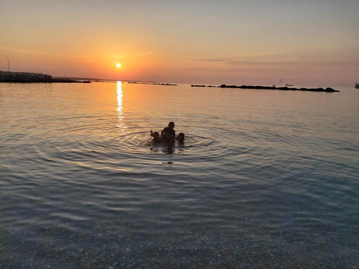 Вілла Pharos Барі Екстер'єр фото